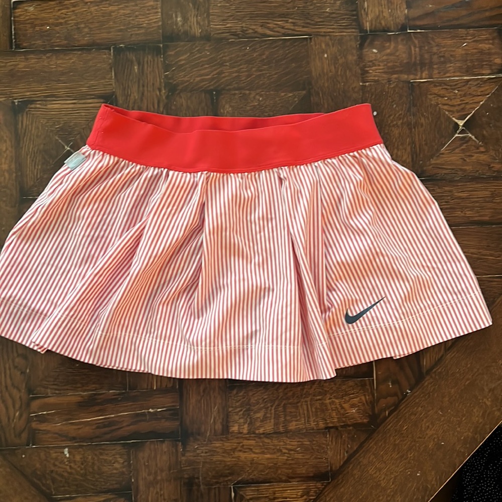Nike  Small drifit red candy stripe tennis golf skirt